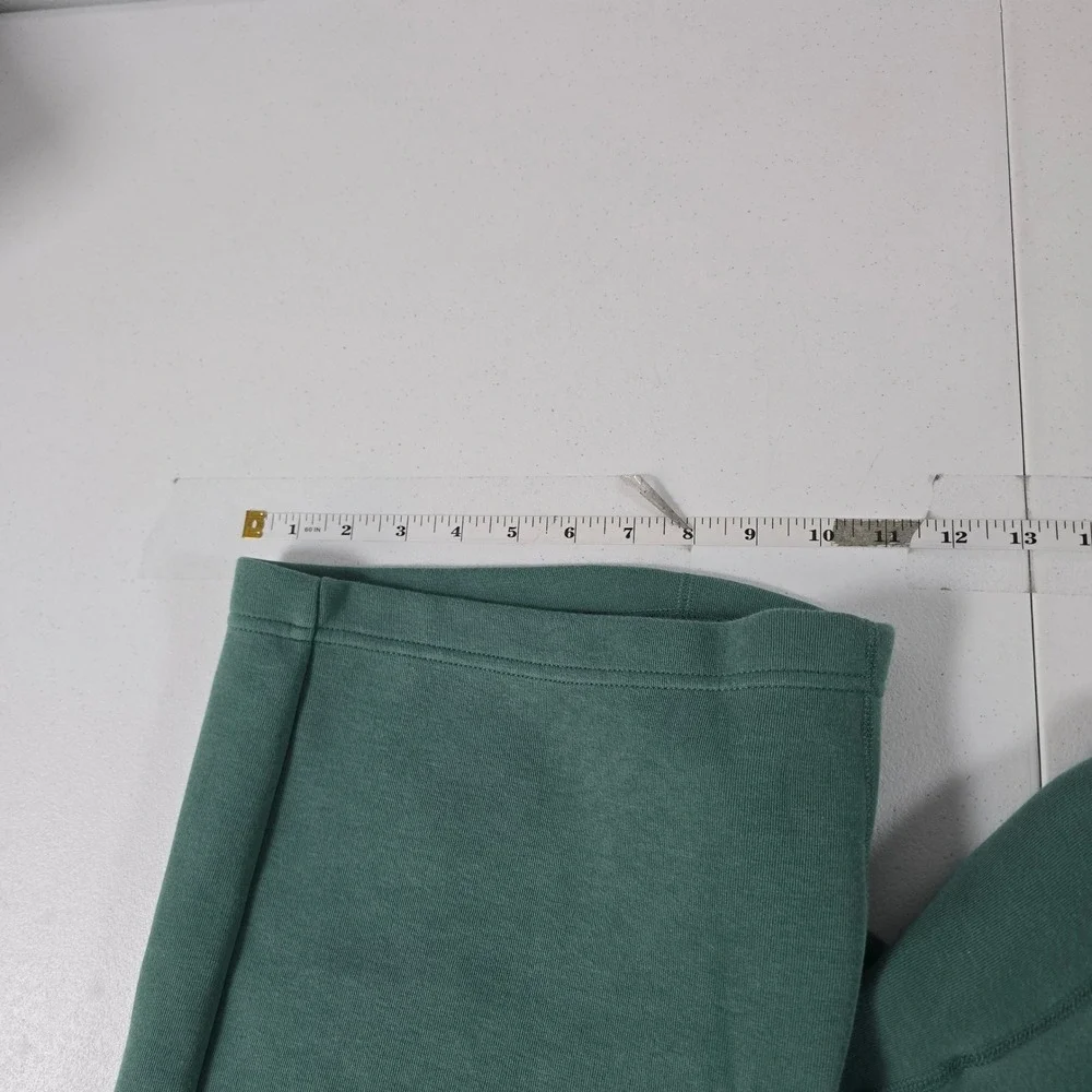 Nike Sportswear Tech Fleece Shorts Mens Green FB8171-361 Small